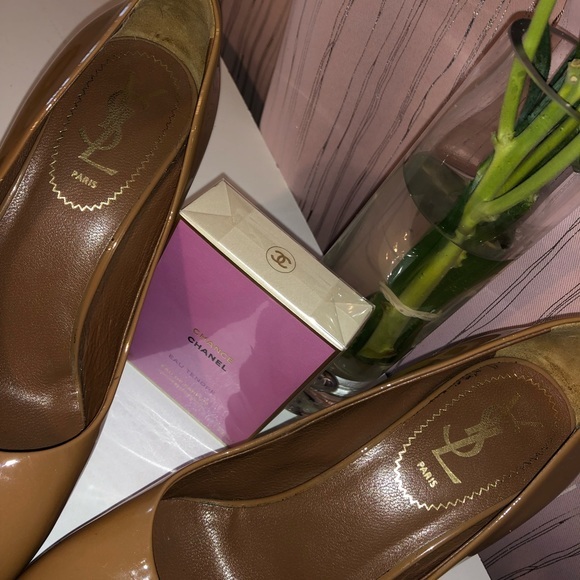 YVES SAINT LAURENT Patent Leather Pumps Size: 7.5 | IT 37.5 - Picture 3 of 10